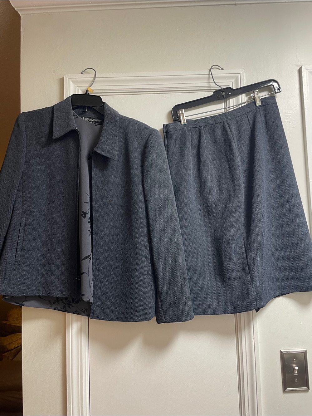 Women's Dark Gray A-Line Skirt - Classic Professional Style